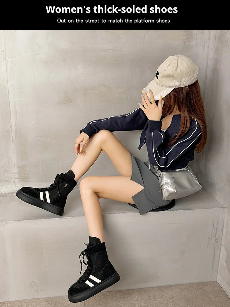 Sports and Leisure Shoes for Women 2025 New Fashionable High Top Shoes Flat Bottomed Lightweight and Comfortable Work Boots