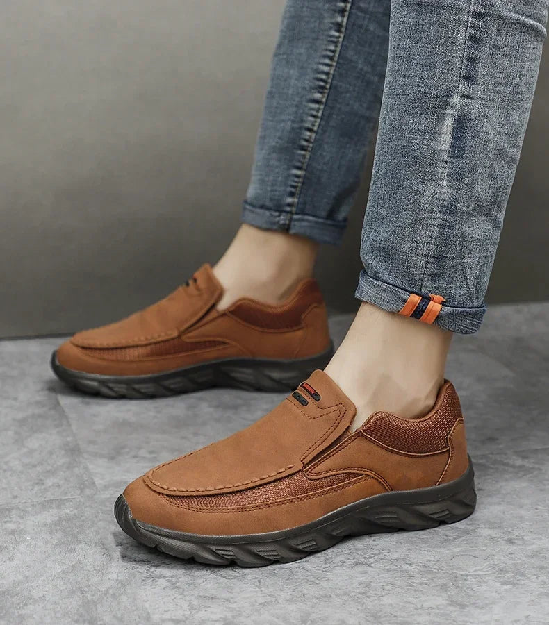 Men Walking Shoes Loafers Sneakers men 2024 New Fashion Handmade Retro Leisure Loafers Shoes Zapatos Casuales Hombres Men Shoes