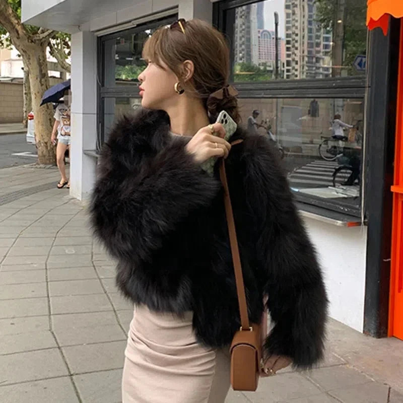2026 New Winter Womens Faux Fur Coat Fashion Casual Imitation Fox Fur Jacket Short Loose Versatile Womens Fur Coats Top