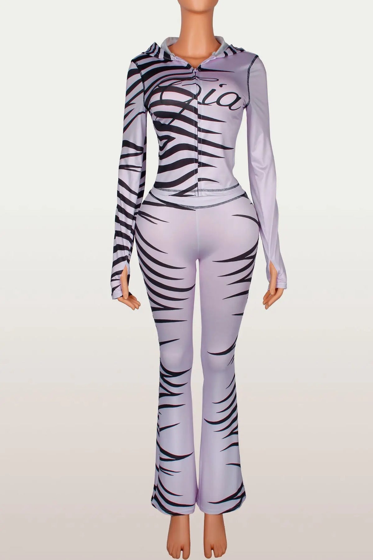 Women's Animal Print 2 Piece Outfit Long Sleeve Crop Top and Matching Pants Set Trendy Bodycon Clubwear Streetwear Fashion Look