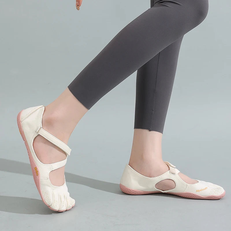 Women‘s Five Toe Shoes with Loop Strap - Barefoot Minimalist Flats for Hiking, Yoga, Gym Quick-Dry Water &amp; Everyday Casual Wear