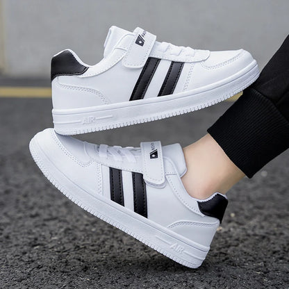 Kids School Sports Walking Shoes Fashion White Casual Sneakers for Boys &amp; Girls Non-Slip Soft Sole Children&
