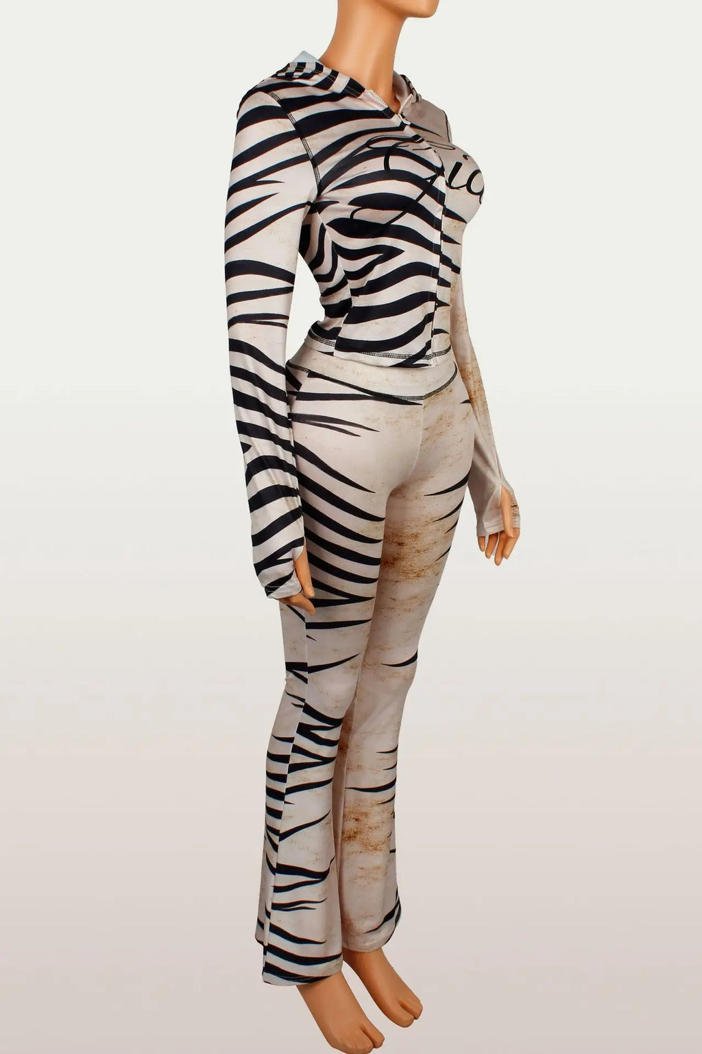 Women's Animal Print 2 Piece Outfit Long Sleeve Crop Top and Matching Pants Set Trendy Bodycon Clubwear Streetwear Fashion Look