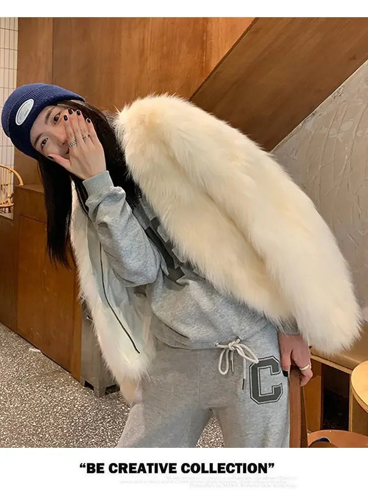 2026 New Winter Womens Faux Fur Coat Fashion Casual Imitation Fox Fur Jacket Short Loose Versatile Womens Fur Coats Top
