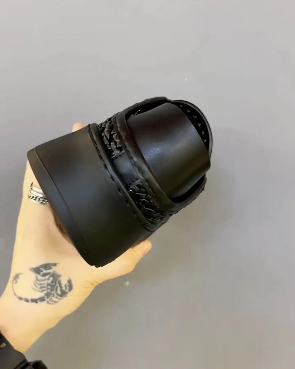 Men's Shoes 2026 New Thick Soled Height Increasing Trend Breathable Loafers Fashion Retro Weave Versatile Platform Casual Shoes