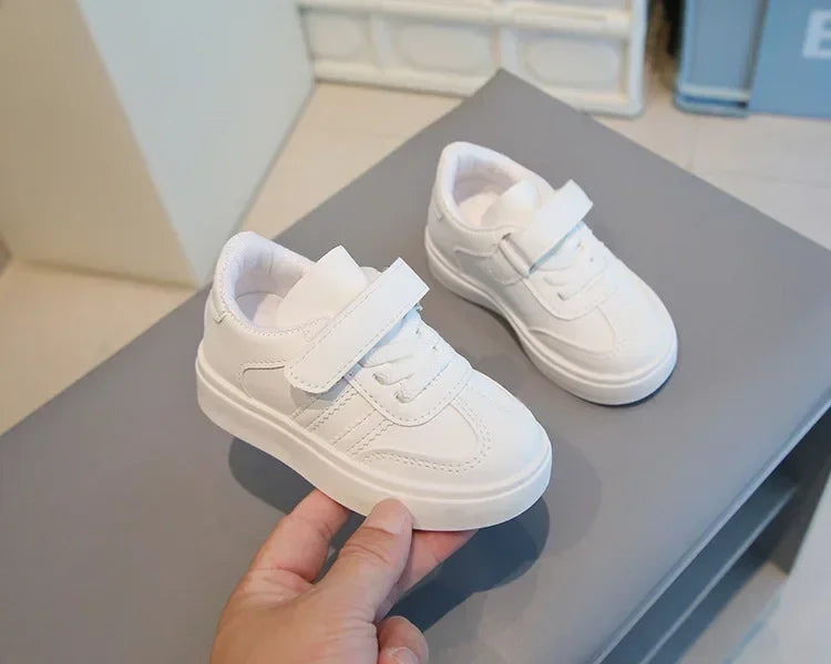 Kids Sports Shoes for School 2025 New Fashion Boys Girls White Shoes Non-slip Soft Sole Children Casual Shoes Hook&loop Trendy