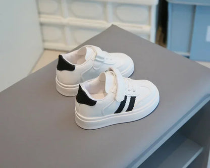 Kids Sports Shoes for School 2025 New Fashion Boys Girls White Shoes Non-slip Soft Sole Children Casual Shoes Hook&amp;loop Trendy