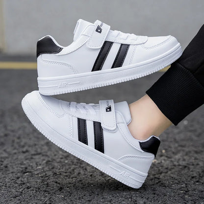 Kids School Sports Walking Shoes Fashion White Casual Sneakers for Boys &amp; Girls Non-Slip Soft Sole Children&