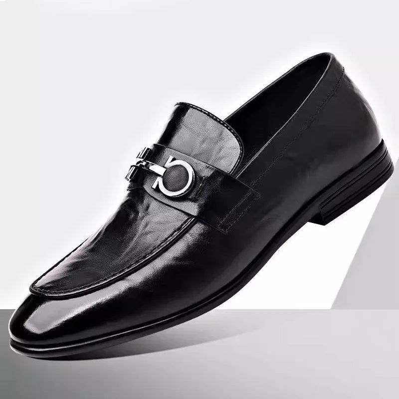 New Shoes for Men Leather Casual Shoes Fashion Business Leisure Dress Shoes Street Cool Loafers