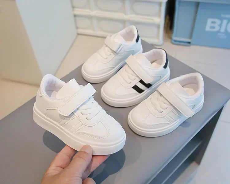 Kids Sports Shoes for School 2025 New Fashion Boys Girls White Shoes Non-slip Soft Sole Children Casual Shoes Hook&amp;loop Trendy