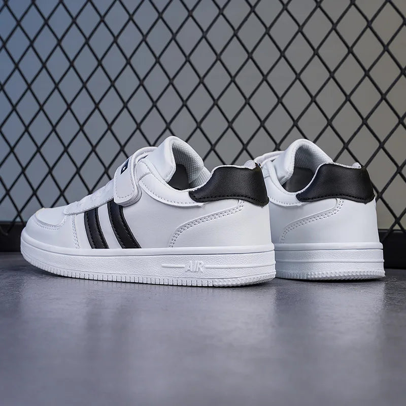 Kids School Sports Walking Shoes Fashion White Casual Sneakers for Boys &amp; Girls Non-Slip Soft Sole Children&
