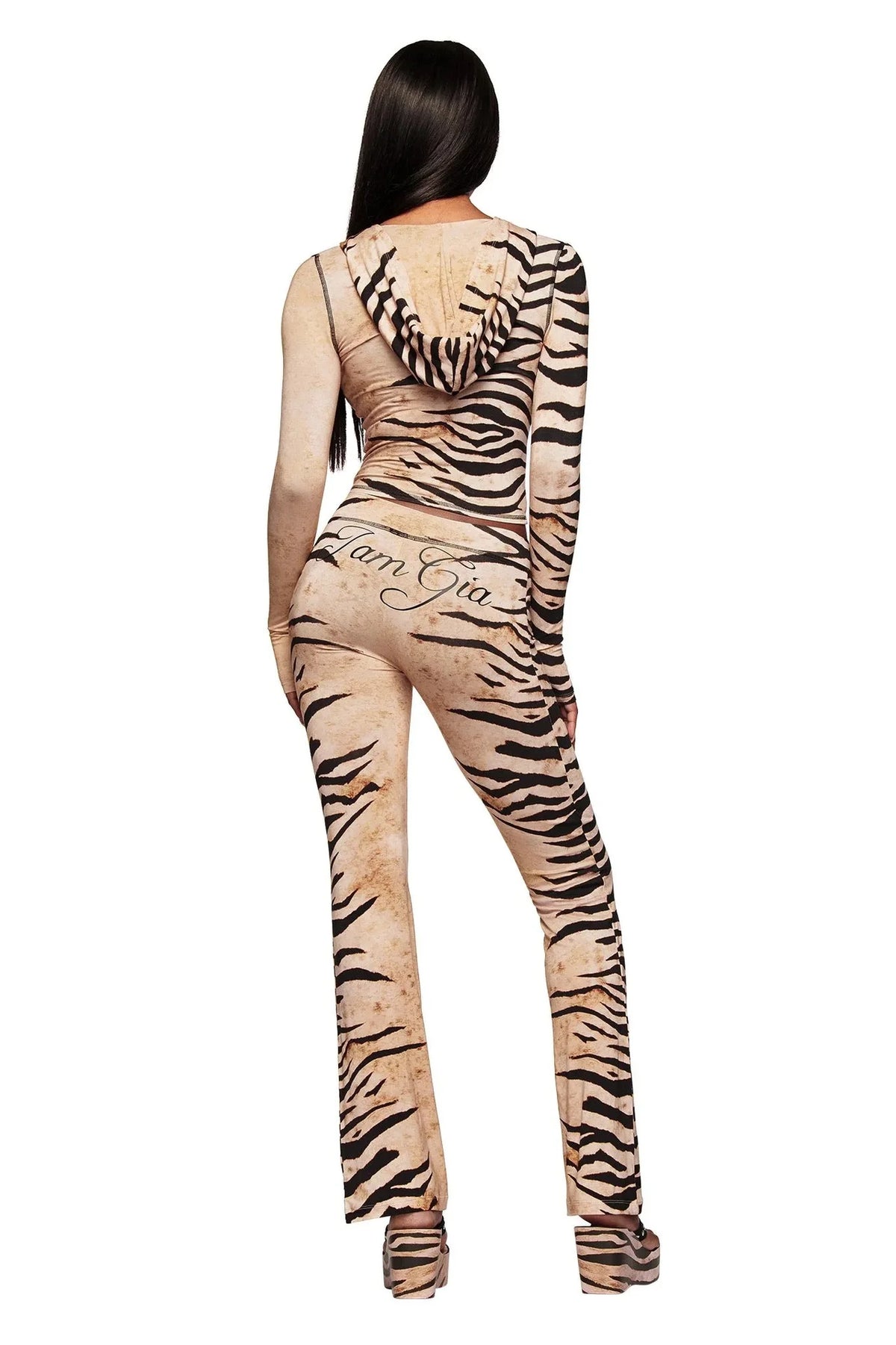 Women's Animal Print 2 Piece Outfit Long Sleeve Crop Top and Matching Pants Set Trendy Bodycon Clubwear Streetwear Fashion Look