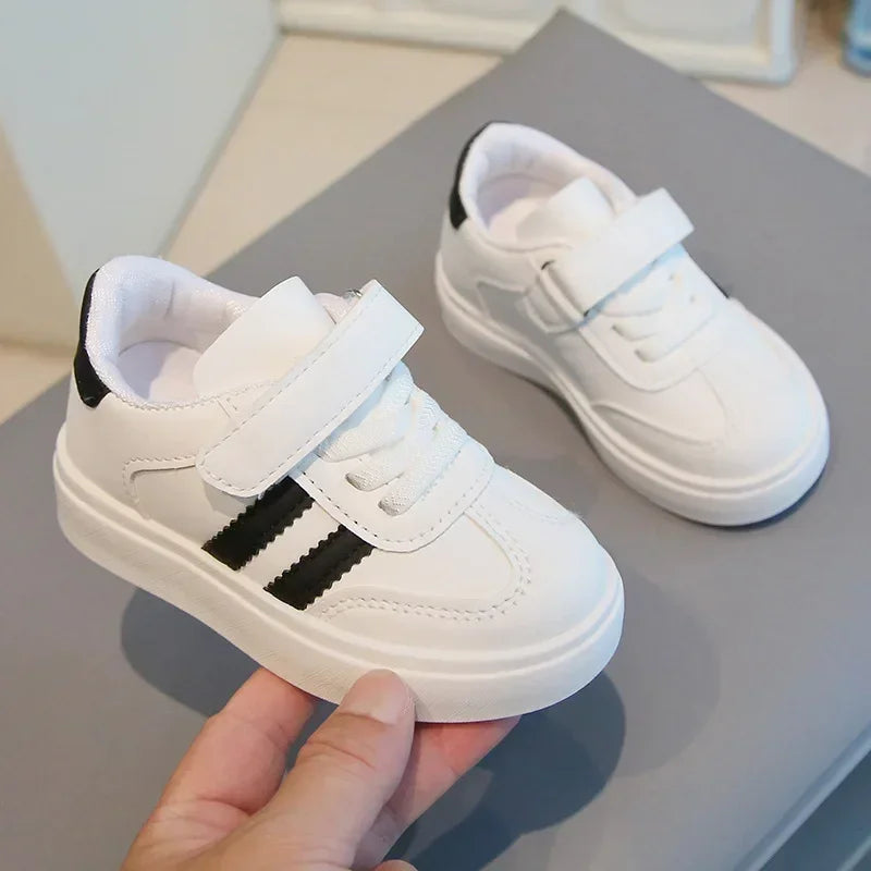 Kids Sports Shoes for School 2025 New Fashion Boys Girls White Shoes Non-slip Soft Sole Children Casual Shoes Hook&amp;loop Trendy