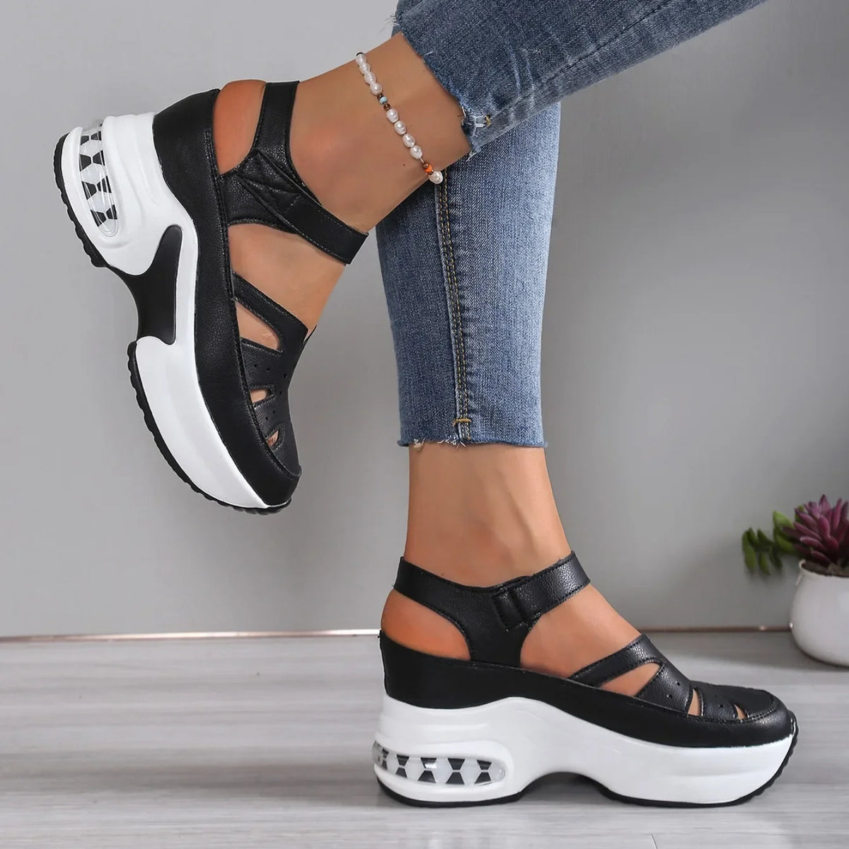 Women Sandals New Closed Toe Office and Career Summer Solid Wedge Shoes for Women New High Quality Buckle Strap Sandals Women