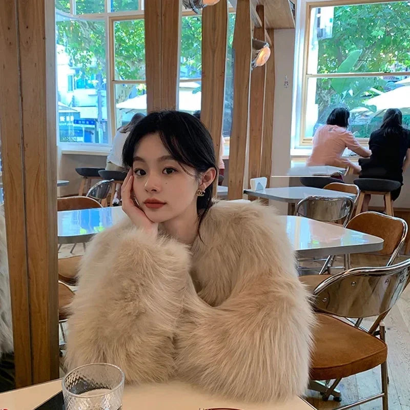 2026 New Winter Womens Faux Fur Coat Fashion Casual Imitation Fox Fur Jacket Short Loose Versatile Womens Fur Coats Top