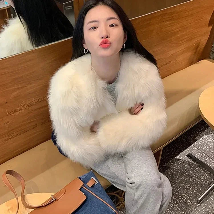 2026 New Winter Womens Faux Fur Coat Fashion Casual Imitation Fox Fur Jacket Short Loose Versatile Womens Fur Coats Top