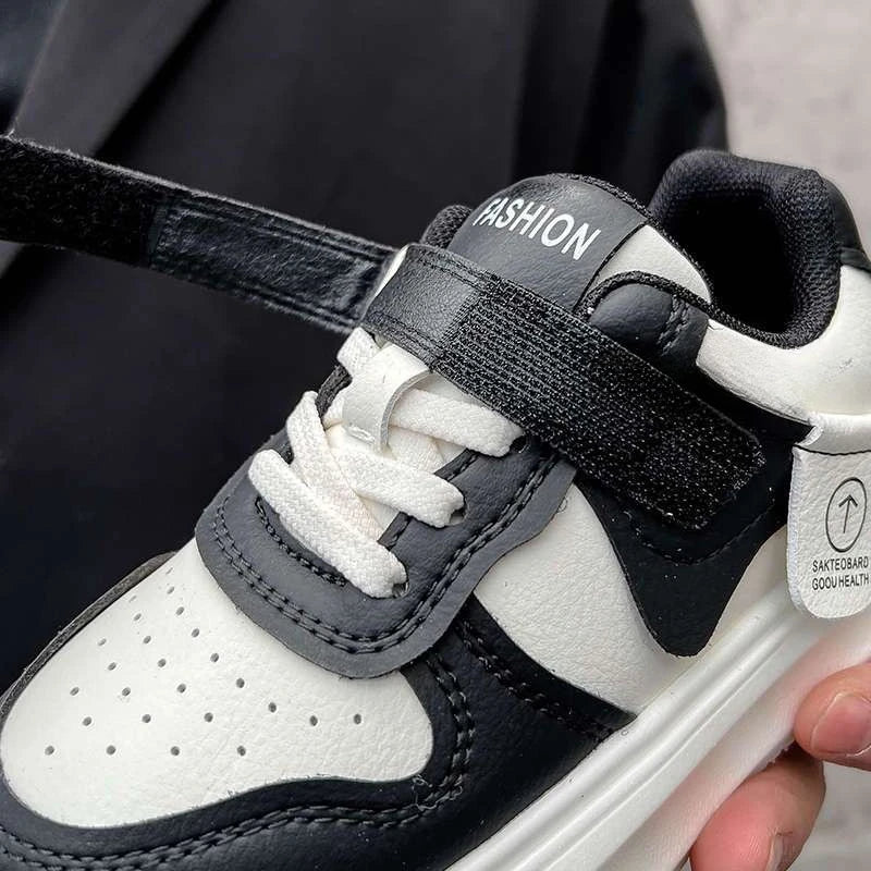 Kids Sports Shoes Spring Autumn Simple Black White Boys Girls Casual Sneakers Thick Sole School Causal Children Basketball Shoes