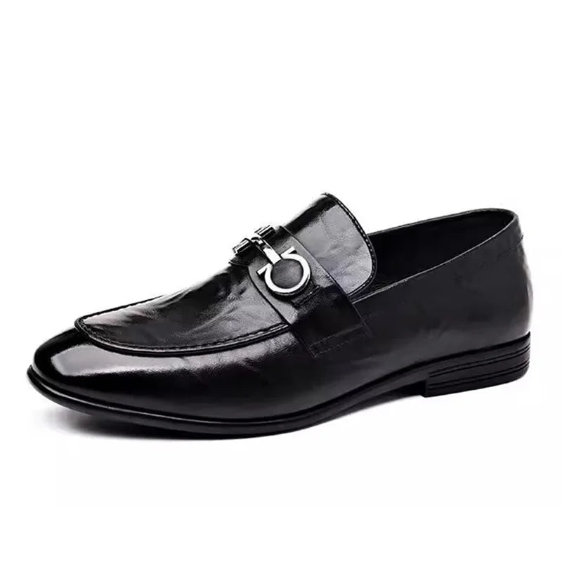 New Shoes for Men Leather Casual Shoes Fashion Business Leisure Dress Shoes Street Cool Loafers
