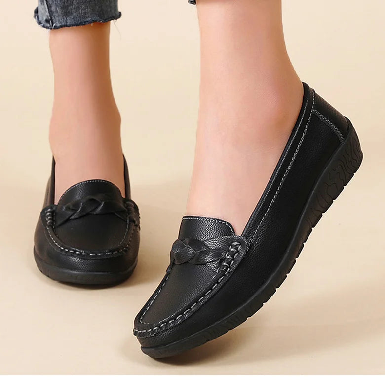 Woman Shoes 2025 New Soft Leather Flat Shoes Women&